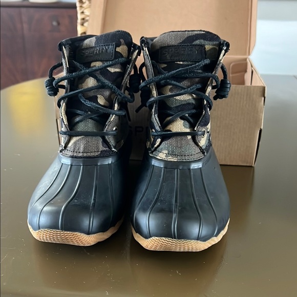 Sperry Camouflage Boots - Picture 2 of 4